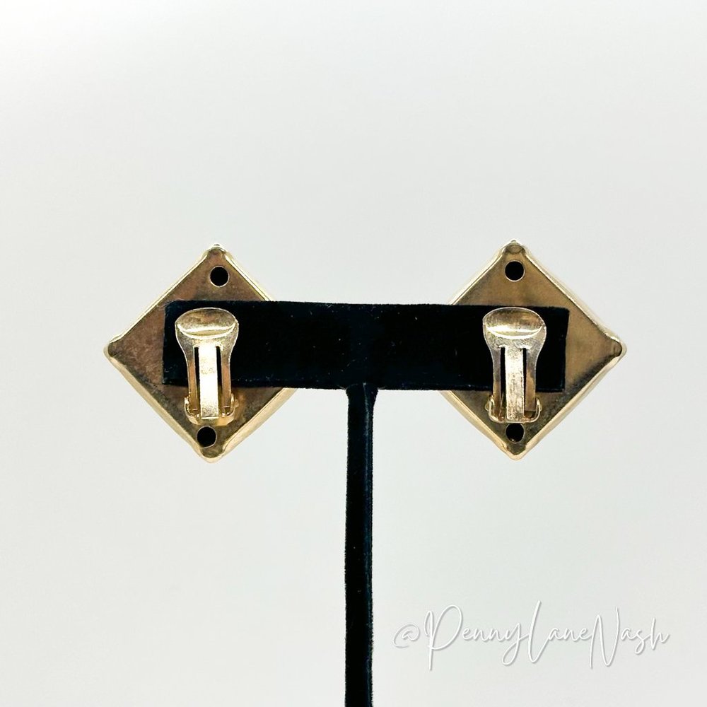 Vintage Square Etched Gold Plate Stud Earrings - Picture 7 of 8